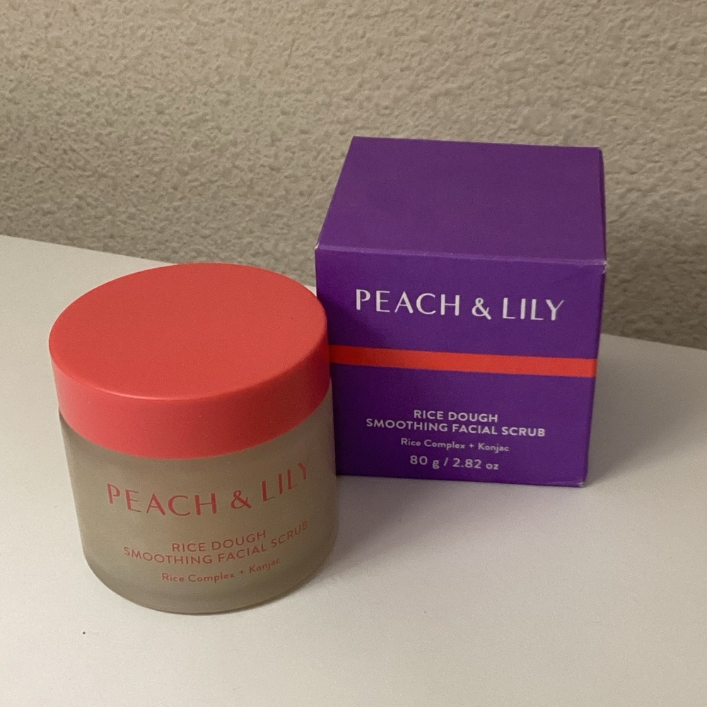 Peach & Lily Rich Dough Facial Scrub